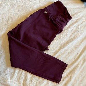 Fabletics burgundy crop leggings